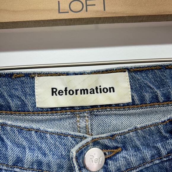 $128 Reformation Button Fly Jord Kick Flare Denim Jeans in Antigua Destroyed 31 - Picture 7 of 10